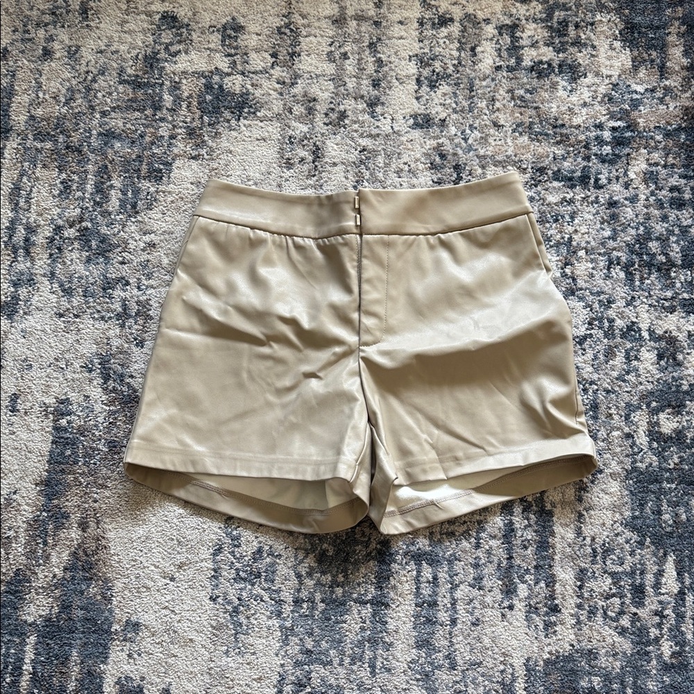 Stylish Tan Women's Shorts